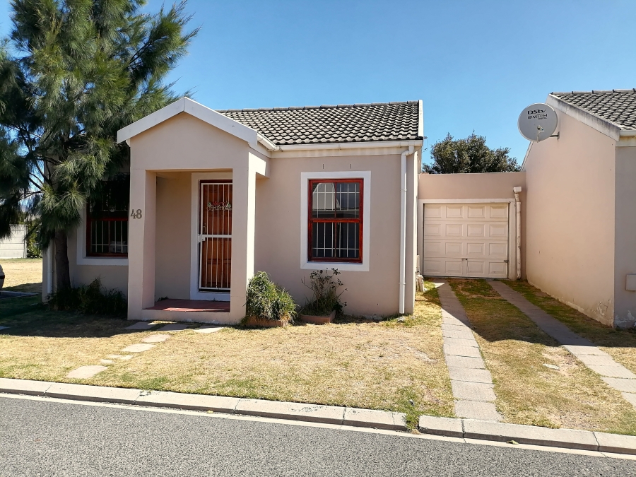 2 Bedroom Property for Sale in Guldenland Western Cape